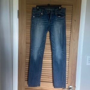 AE skinny jeans size 8